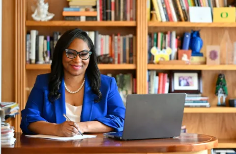 Janelle S Bynum
