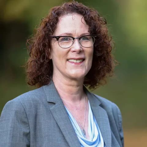 Val Hoyle